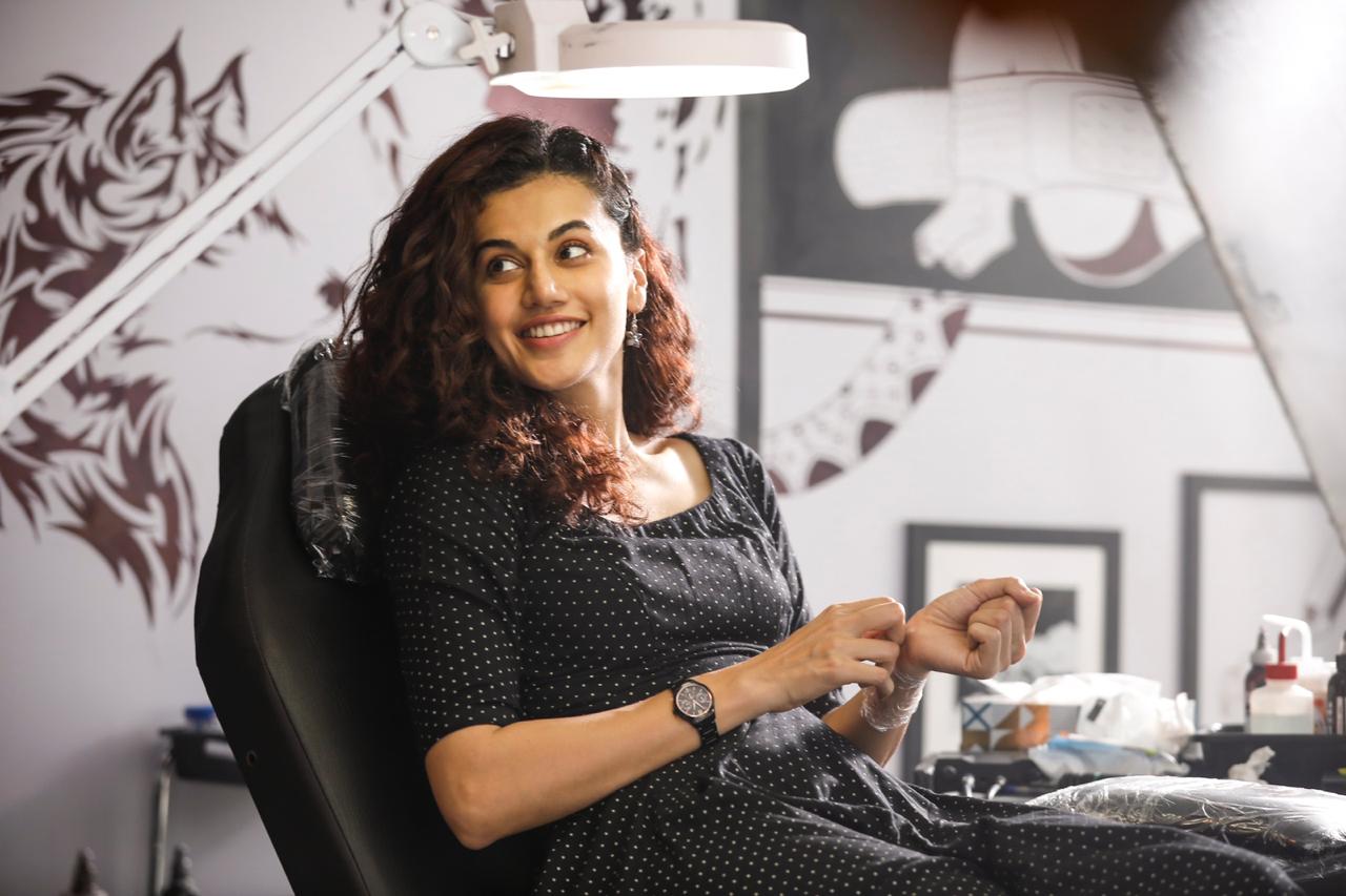 1200  స్క్రీన్స్ లో  ‘తాప్సి’ కథానాయికగా‘గేమ్ ఓవర్’