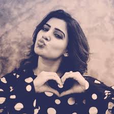 Samantha changed her name on Twitter