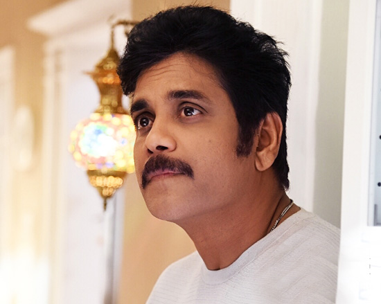 ఫేక్  అని తెలిసీ, పని గట్టుకుని ప్రచారం ఎందుకు నాగ్