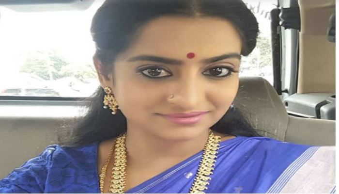 తెలుగు టీవి సీరియల్ నటిపై మూకుమ్మడి దాడి