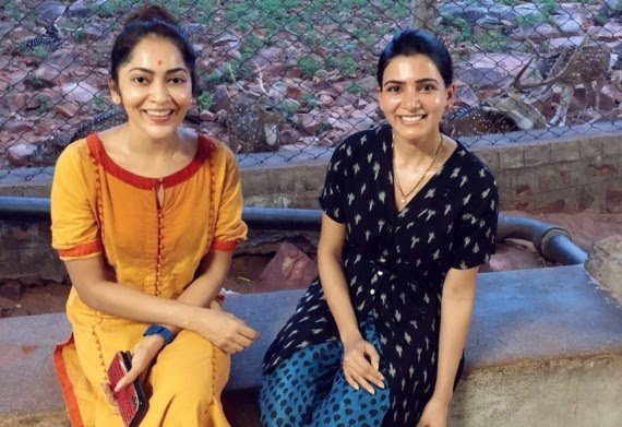 Star actress treks up to Tirumala, offers prayers