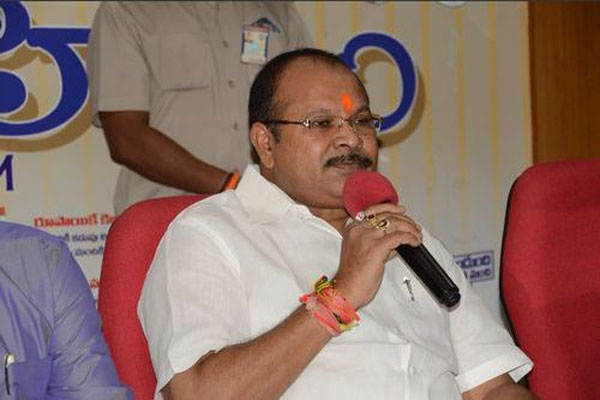 కన్నా సుజనా ల మధ్య ఏం జరుగుతుంది?