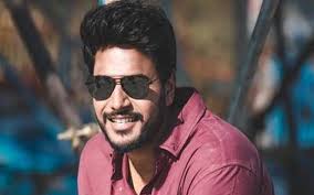 సందీప్ అతి చేయకపోయి ఉంటే కాస్త ఇంకా బాగుండేది ఏమో !