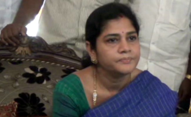 బిజెపిలోకి వైసిపి నేత ?