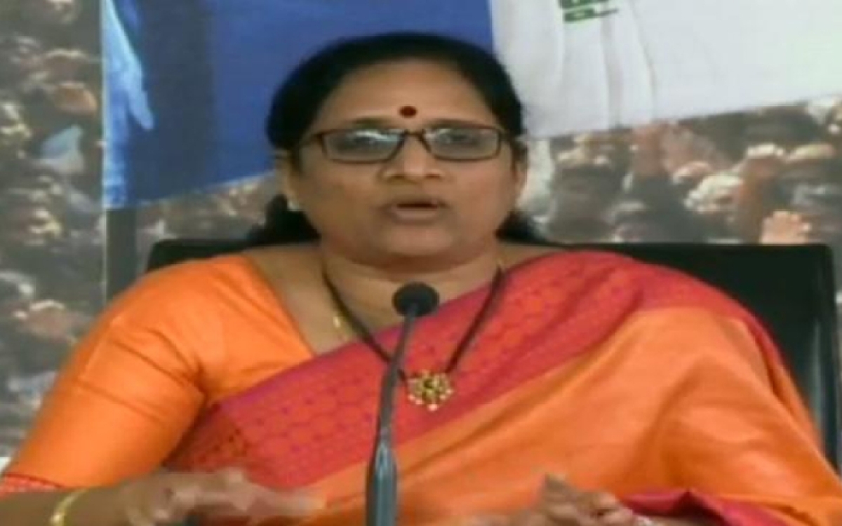 మహిళా కమిషన్ చైర్మన్ గా వాసిరెడ్డి పద్మ