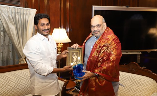 అవినీతి జరిగితే క్రిమినల్ కేసులే