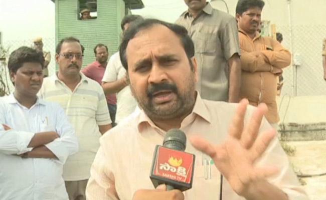 చంద్రబాబుపై వైసిపి ఒత్తిడి