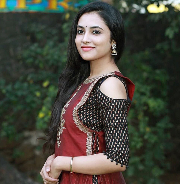 తెలుగు లో తమిళకుట్టి ప్రియాంకా మోహన్‌