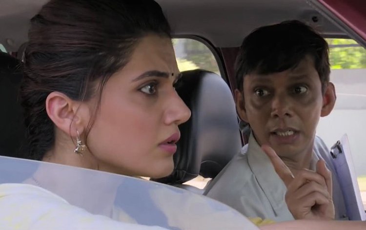 అతని ప్రెవేట్ పార్ట్ లను ప్రెస్ చేసిన తాప్సీ, వివాదం?