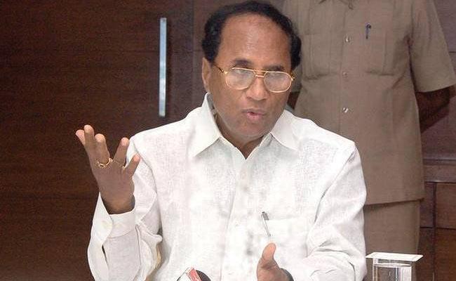 బ్రేకింగ్ న్యూస్ : కోడెల ఆత్మహత్య