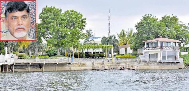 చంద్రబాబు పరువు తీసేసిన కృష్ణమ్మ