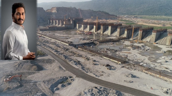 జగన్ కు షాకుల మీద షాకులు