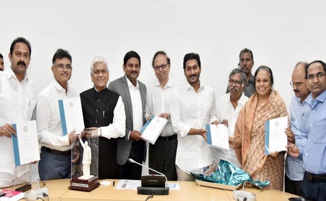 ఆ పని చేయగలిగితే జగన్ నిజంగా గ్రేటే