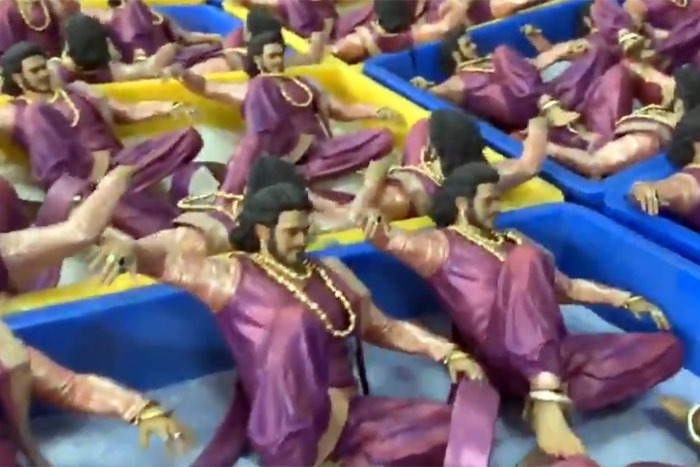 బాహుబ‌లి టాయ్స్ విదేశాల్లో ఇంకా గిరాకీ