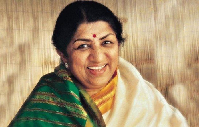 సీనియ‌ర్ గాయ‌ని పంచ్‌లు ఎవ‌రిపై?