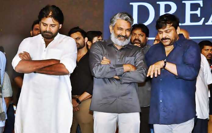 ‘సైరా’ ప్రీ రిలీజ్ ఈవెంట్ వేదిక పై డిజాస్టర్ డైరక్టర్