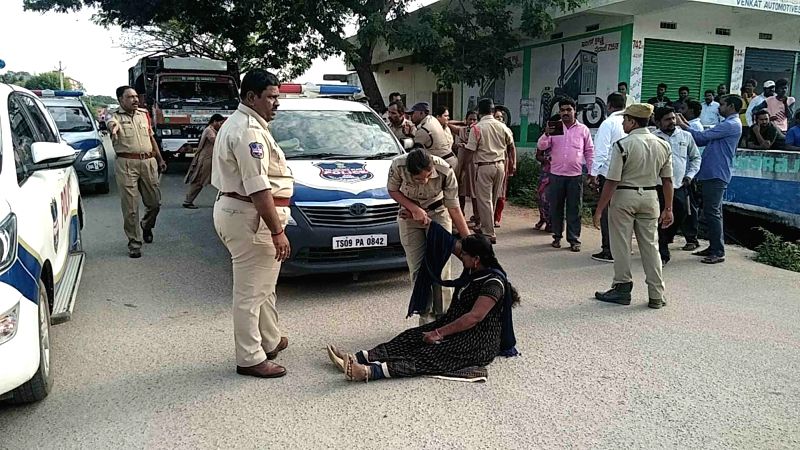 స్కూళ్ళపై ఆర్టీసీ సమ్మె ప్రభావం..సెలవుల పొడిగింపు ?