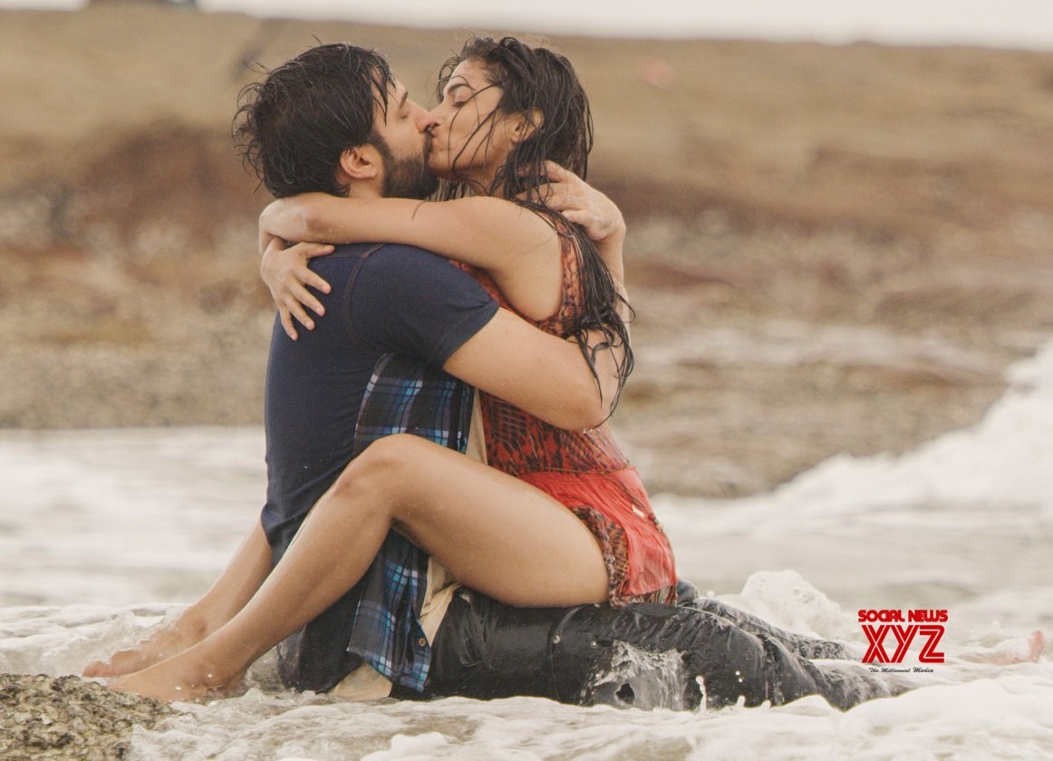 వ‌ర్మ‌కు షాక్‌లు మాములుగా లేవుగా…?