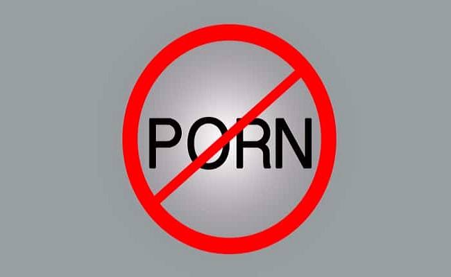 పోర్న్ చూస్తున్నారా… పోలీసుల కౌన్సిలింగ్ త‌ప్ప‌దు?