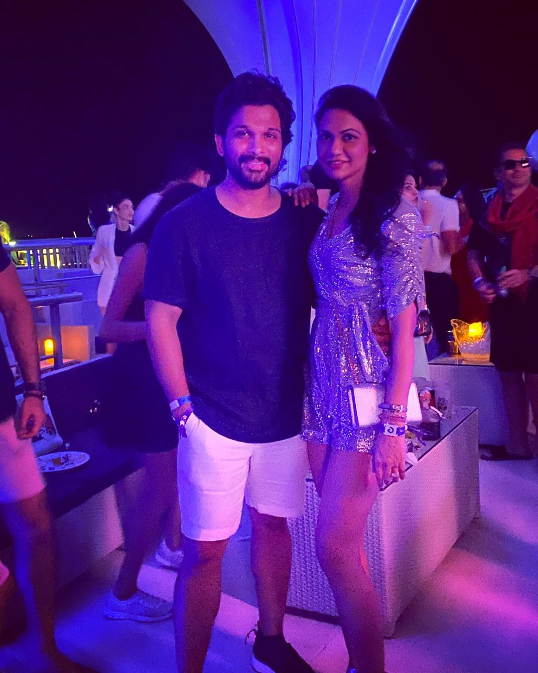 బ్యాంకాక్ పార్టీలో చిందులేసిన స్టార్ హీరో