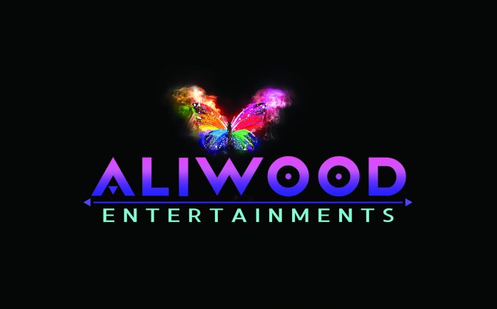 బాలీవుడ్ టాలీవూడ్ లాగా అలీ నిర్మాతగా అలీవుడ్