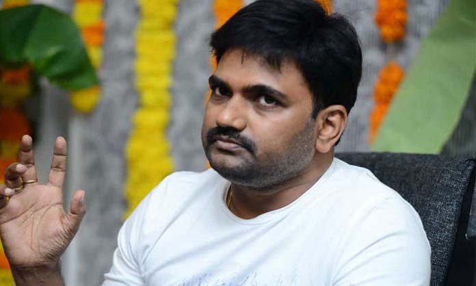 మారుతి పర్ఫెక్ట్ స్కెచ్‌ ఇదేనా !?