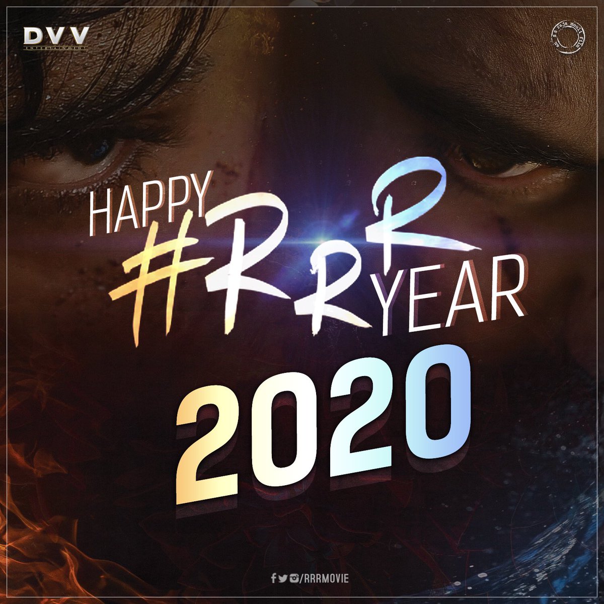 జ‌క్క‌న్న స‌ర్‌ప్రైజ్ గిఫ్ట్ ఇవ్వ‌బోతున్నాడా?