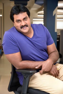 తీవ్ర అస్వ‌స్త‌త‌లో… న‌టుడు సునీల్‌