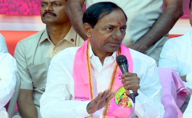 బిజెపి పై నిప్పులు చెరిగిన కేసీఆర్