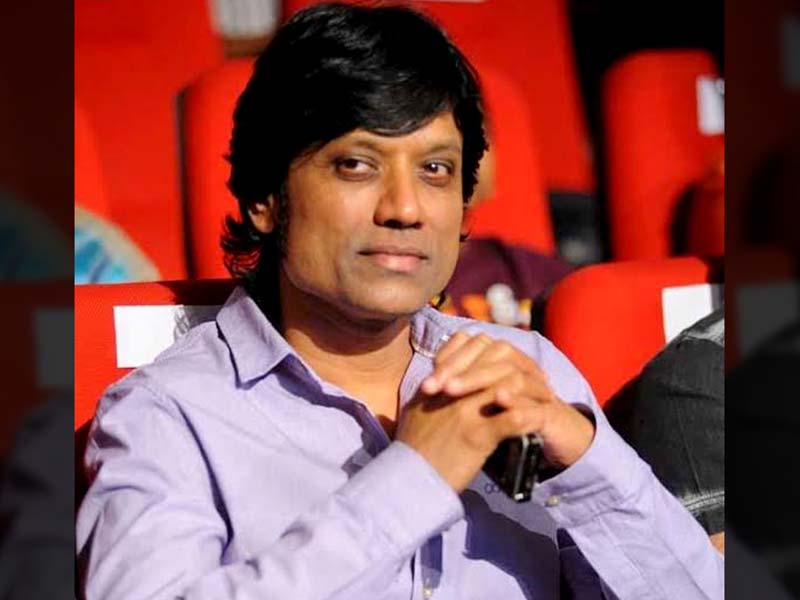 మీడియా పై మండిప‌డ్డ ఖుషీ డైరెక్ట‌ర్‌… ఎందుకంటే?