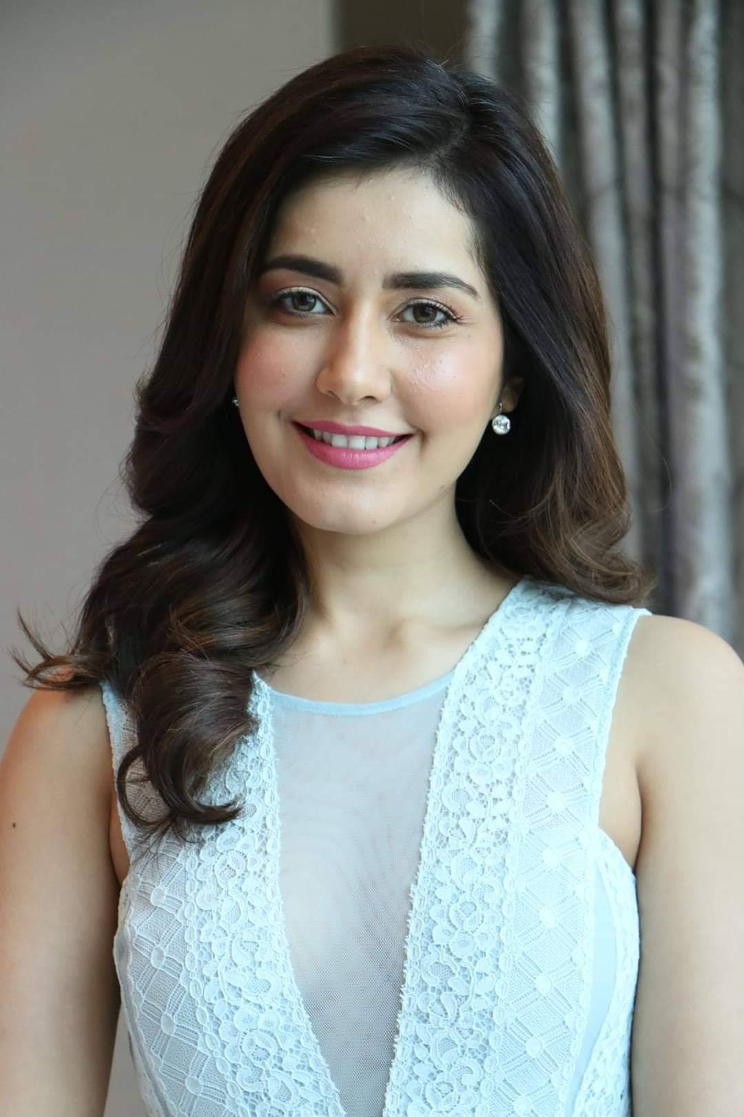 Raashi khanna