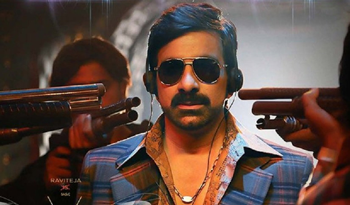 వెంకీ స్టోరీ మాస్ రాజా ద‌గ్గ‌రికి!