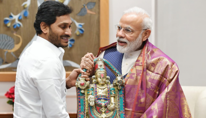 మన్మధుడు సినిమా కామెడీ కాపీకొట్టిన రాధాకృష్ణ