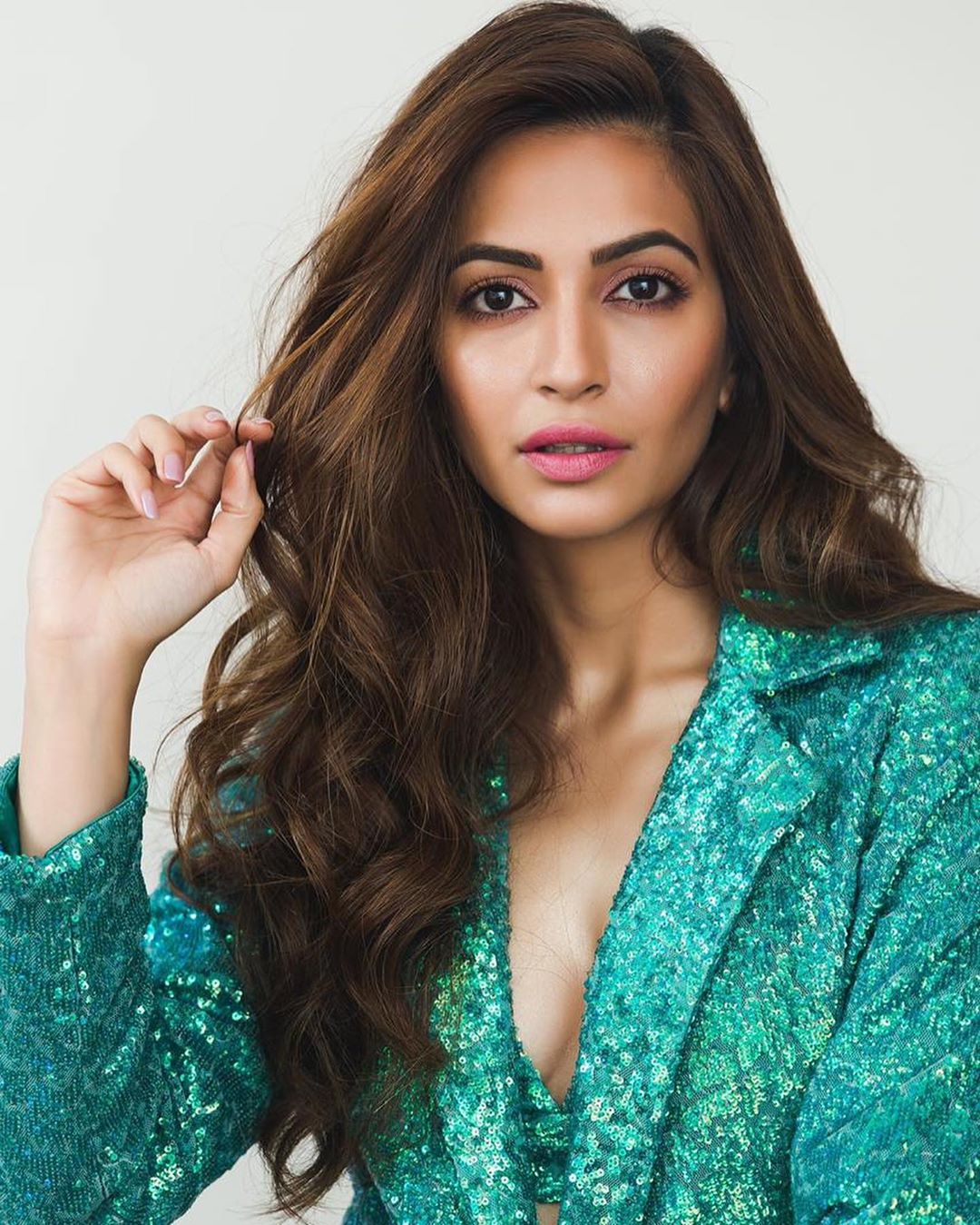 Kriti kharbanda Latest Stills