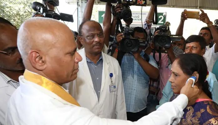 తిరుమలలో థర్మల్‌ గన్‌ పరీక్షలు.. ఎన్ఆర్‌ఐలకు ఆంక్షలు..