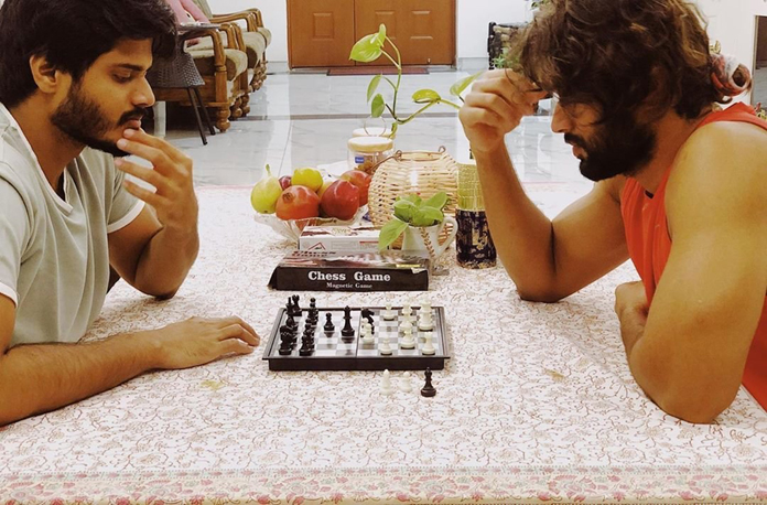 రౌడీ హీరో ఎక్క‌డ‌ … సంద‌డి లేదే!