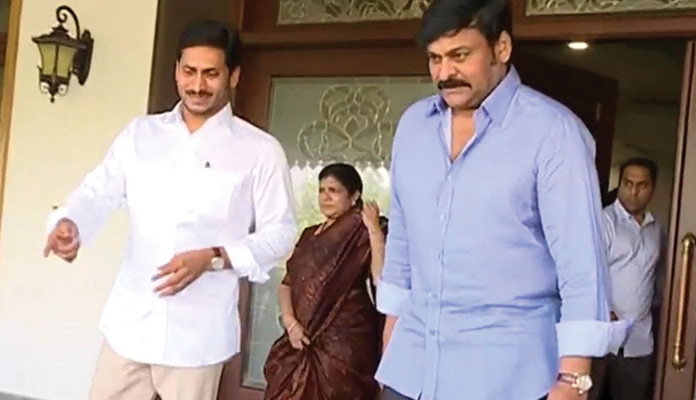 చిరంజీవిని మోసం చేసిన జగన్?