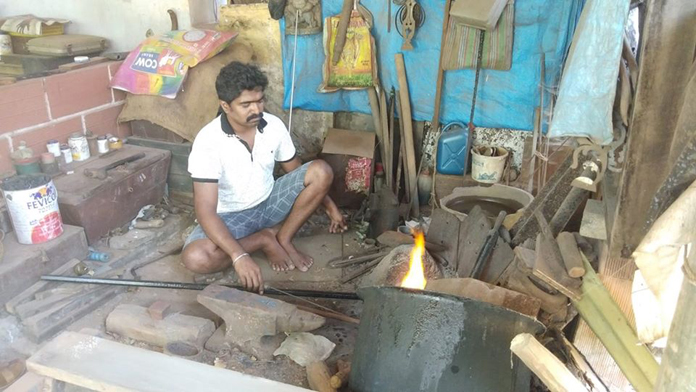 కుల‌వృత్తిలో `కేజీఎఫ్` మ్యూజిక్ డైరెక్ట‌ర్‌!