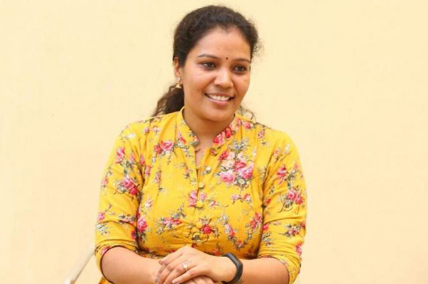 లేడీ బ‌యోపిక్‌కు లేడీ డైరెక్ట‌ర్‌!