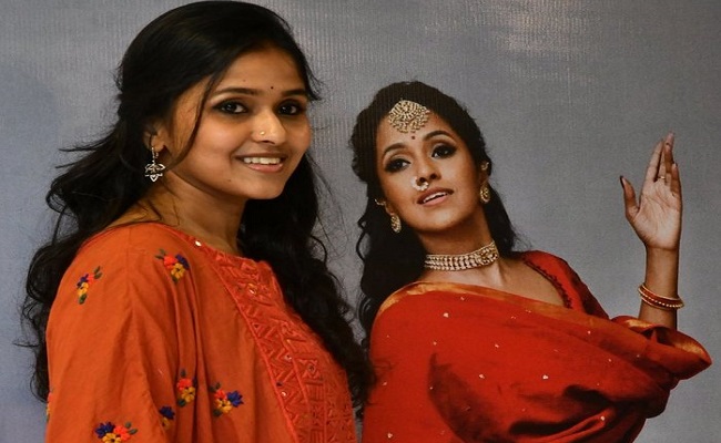 గాయ‌ని స‌్మిత‌ ఆస్ట్రాల‌జీ వివాదం కాదుక‌ద‌!