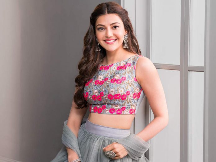 ఒకప్పుడు స్టార్ హీరోయిన్ – ఇప్పుడు కామెడీ హీరోతో జోడి