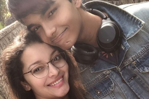 Renu Desai’s stunner on Akira and Mega heroes