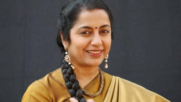 నటి సుహాసిని ఉన్నఫలంగా సినిమాలకు దూరం కావడానికి కారణం ఏంటో తెలుసా?