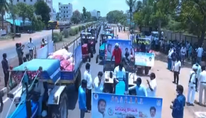 జగన్‌‌కు అప్రతిష్ట తెస్తోన్న సొంత ఎమ్మెల్యేలు!