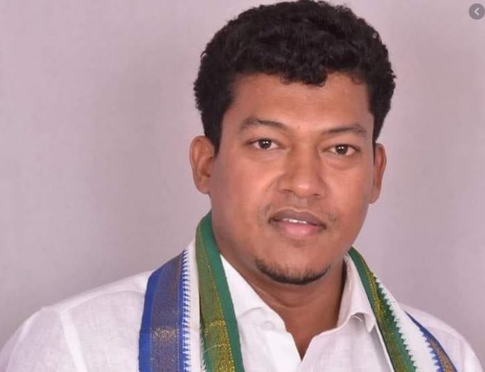 ఎగిరెగిరిపడిన వైకాపా ఎమ్మెల్యేపై కేసు 