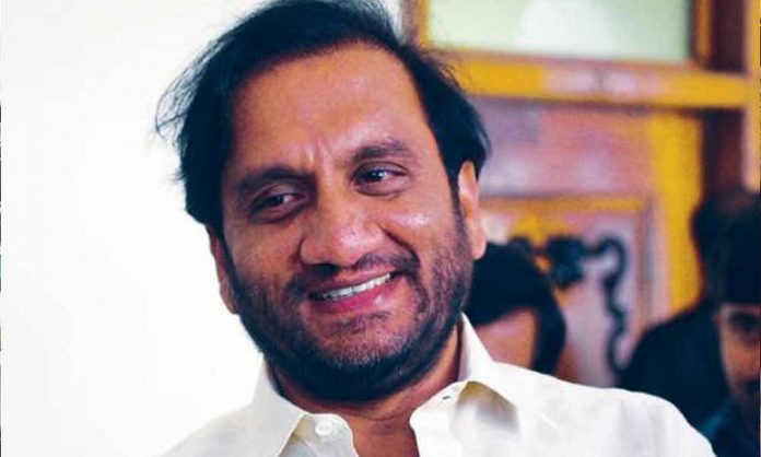 పోలీస్ వర్సెస్ వైకాపా ఎమ్మెల్యే.. వార్ పెద్దదైంది 