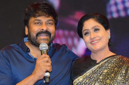 బాక్సాఫీస్ ముందుకు ర‌ప్ఫాడించేసే కాంబినేష‌న్?