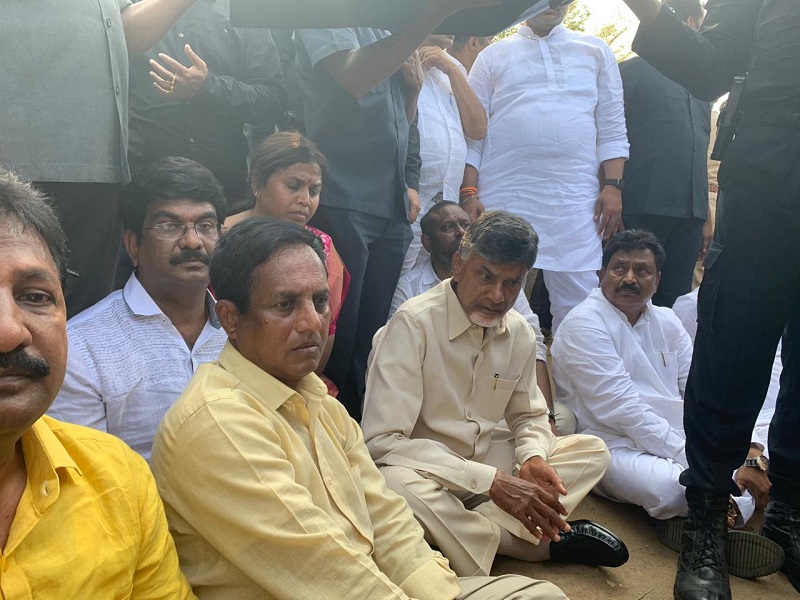 50వేలిస్తే పోయిన ప్రాణాలు తిరిగొస్తాయా? బాబు!