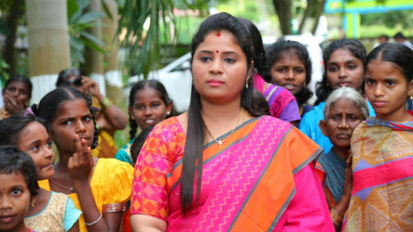 పుష్పశ్రీవాణిగారిని కవర్ చేయడానికి ఆమె భర్త విఫలయత్నం