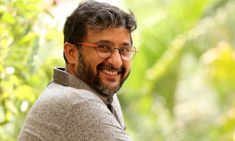 Star heroines reject Teja’s next?